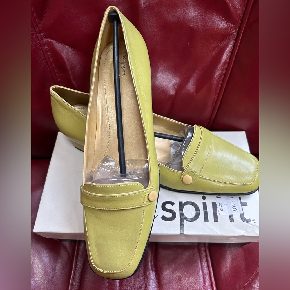 Easy Spirit Eshelbert MGRN/LTGRN (2 Tone Lime Green) Leather Loafers Sz 12M